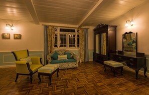 Interior detail - Ging Tea House (Darjeeling)