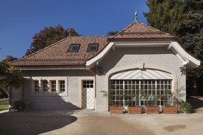 Fachada de la propiedad