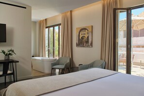Junior Suite, 1 King Bed, Terrace | Premium bedding, minibar, in-room safe, blackout curtains - Sant Jaume Design Hotel (Palma de Mallorca)