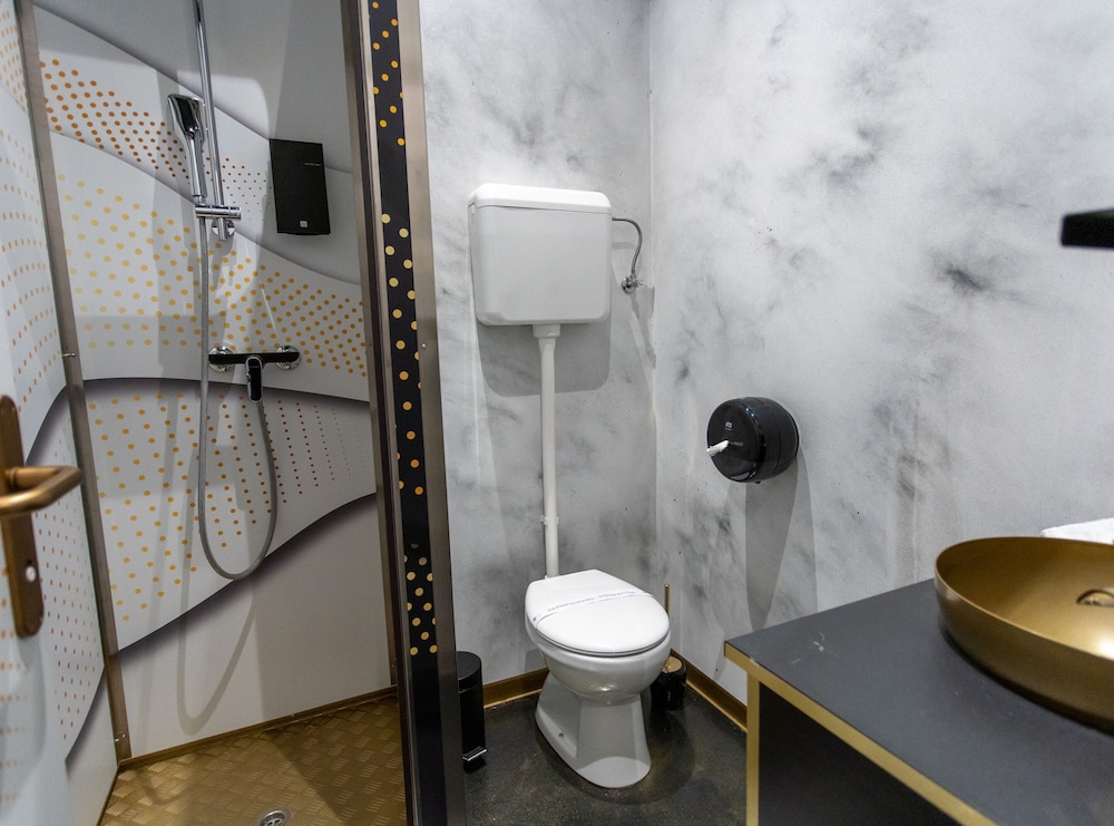 Chillout Hostel by null