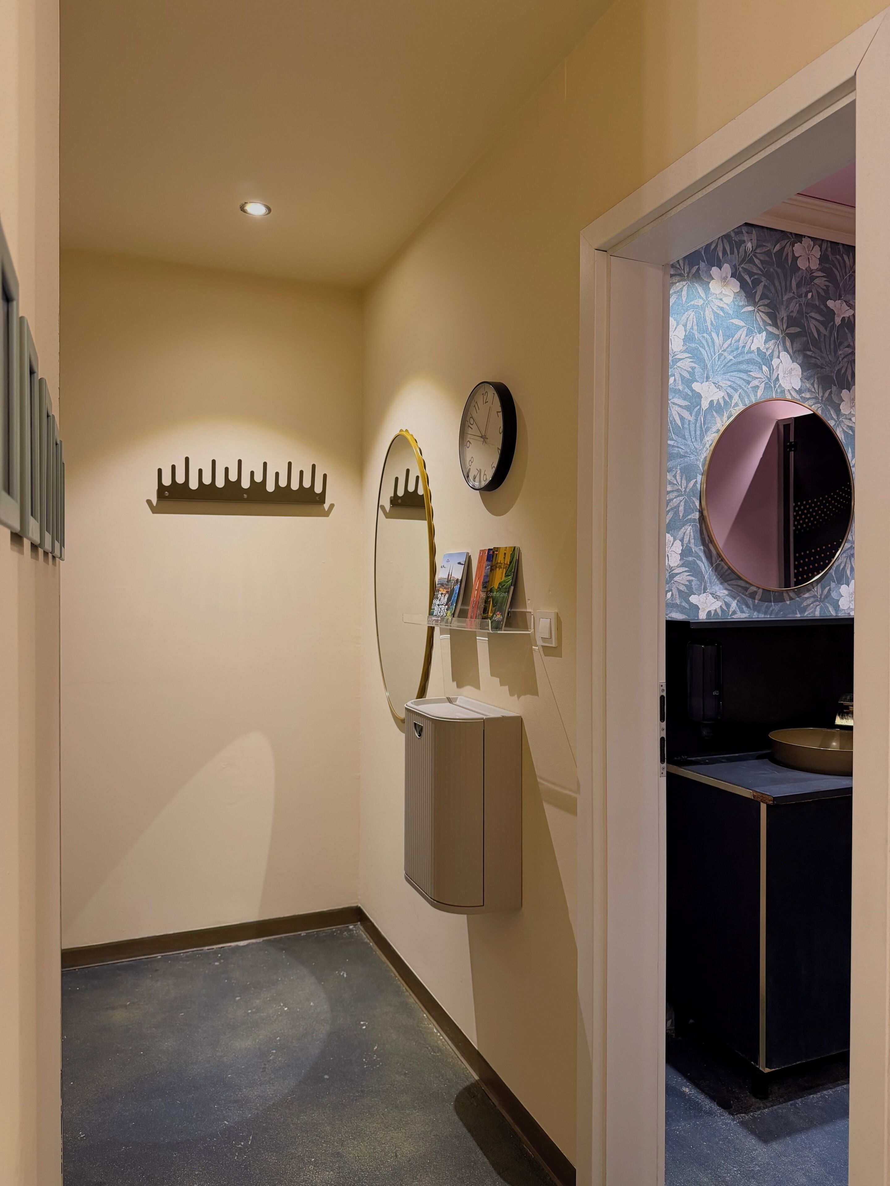 8-Bed Female Dormitory, Private Bathroom - 1 Bed | Desk, WiFi (free), bed sheets