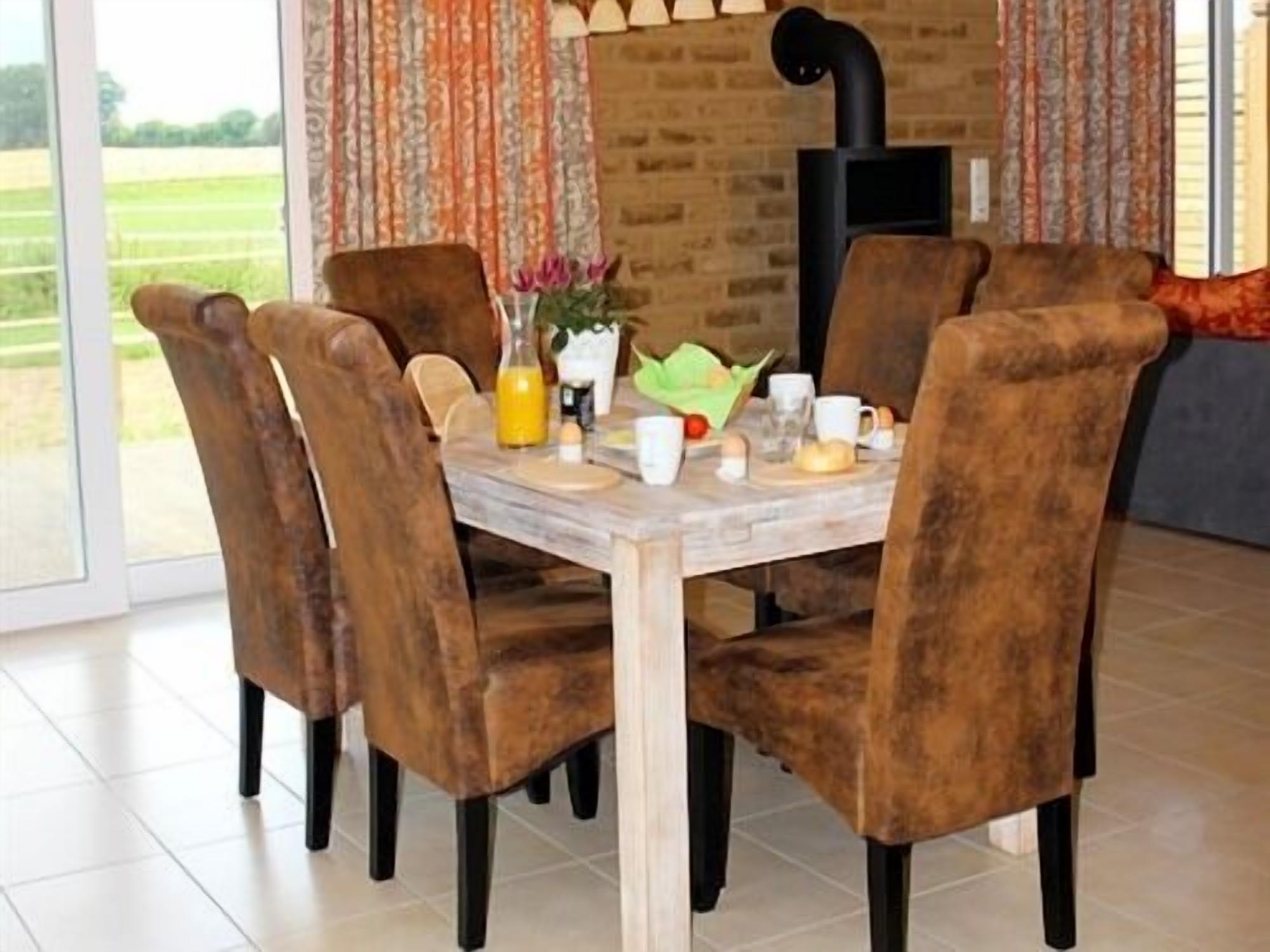 comfort bungalow, ensuite (solanum) | 1 bedroom, hypo-allergenic bedding, free cots/infant beds, bed sheets