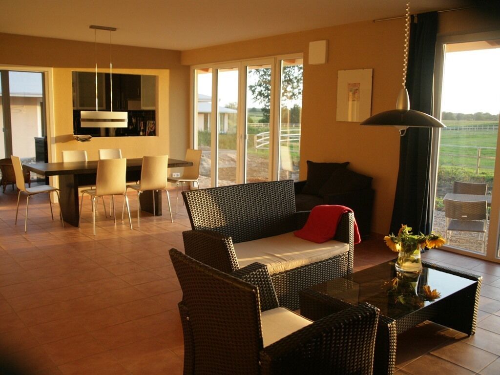 standard bungalow, ensuite (wilja) | 1 bedroom, hypo-allergenic bedding, free cots/infant beds, bed sheets