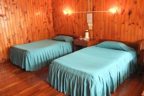 Coffres-forts dans les chambres, bureau, Wi-Fi gratuit
