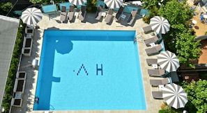 Utomhuspool