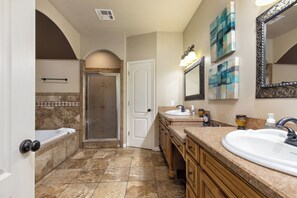 Ferienhaus, 6 Schlafzimmer | Badezimmer | Kostenlose Toilettenartikel, Haartrockner, Handtücher