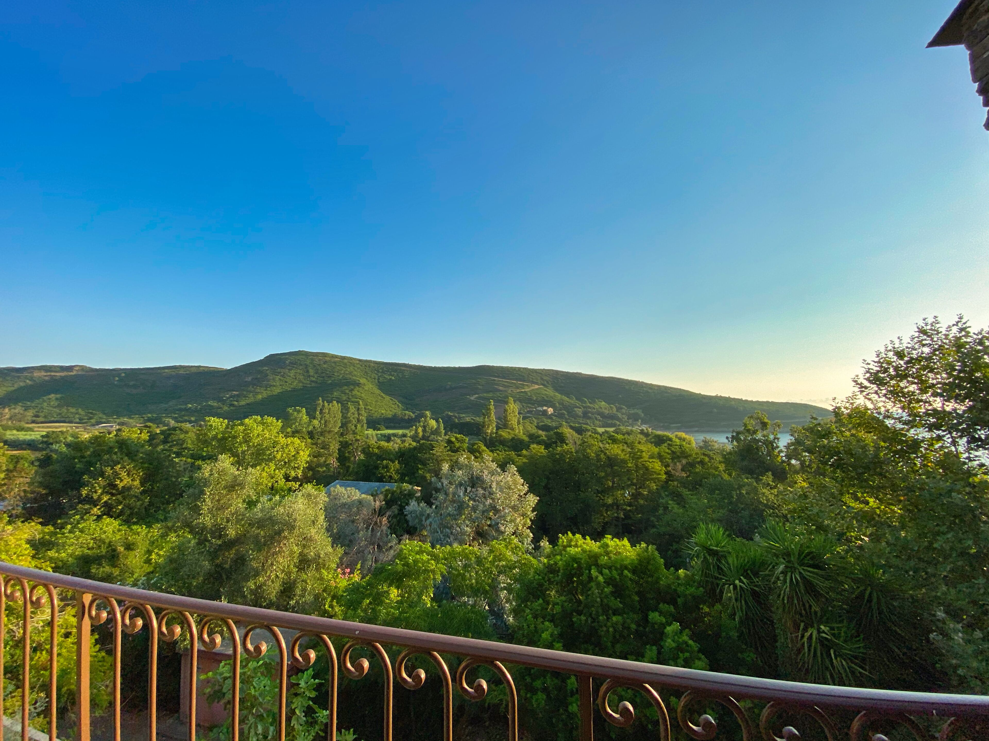 villa montecristo | balcony