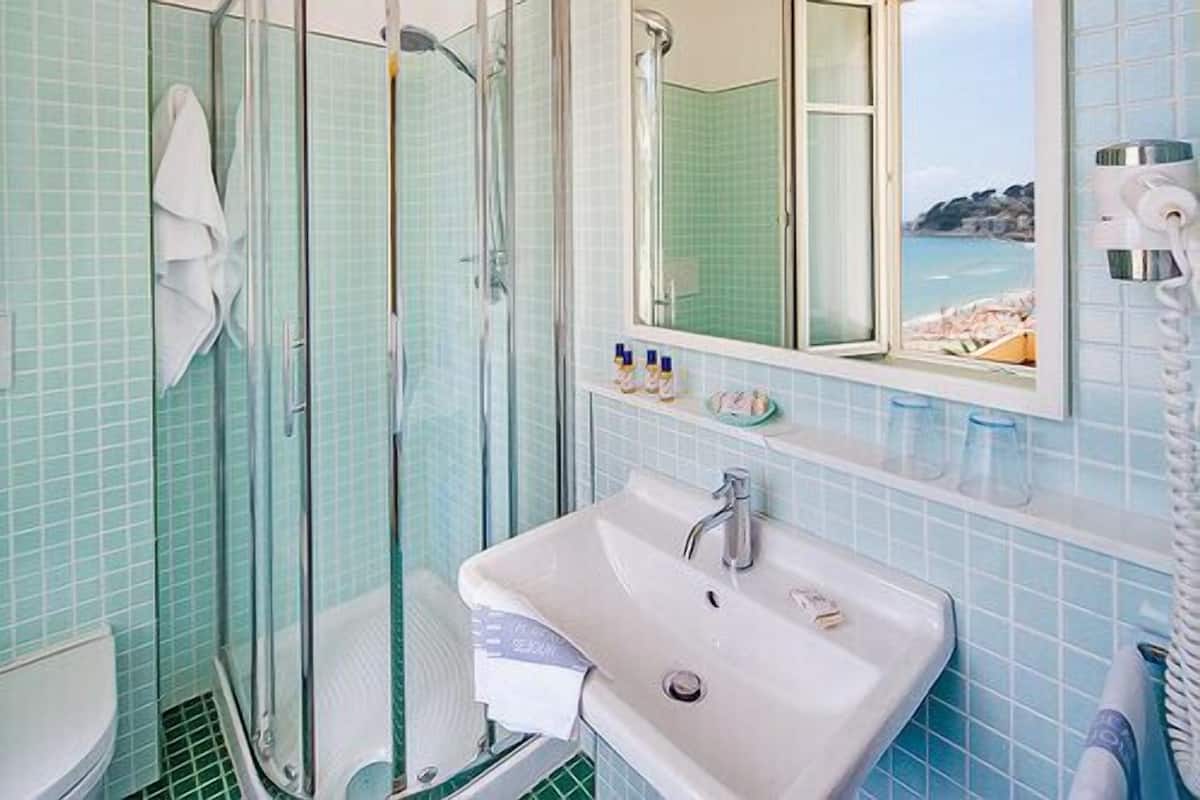 Free toiletries, hair dryer, bathrobes, bidet