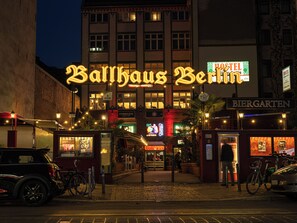 Front of property - Ballhaus Berlin Hostel (Berlin)