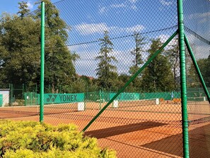 Tennis court