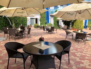 Terrace/patio - Hotel Dixon (Banska Bystrica)