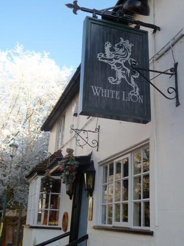 The White Lion Inn