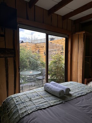 高级小屋, 1 间卧室, 无烟房, 度假村景观 | 熨斗/熨板、免费 WiFi、床单