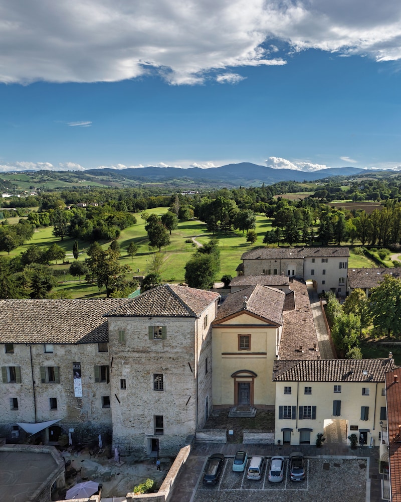 Hotel Cortaccia Sanvitale by null