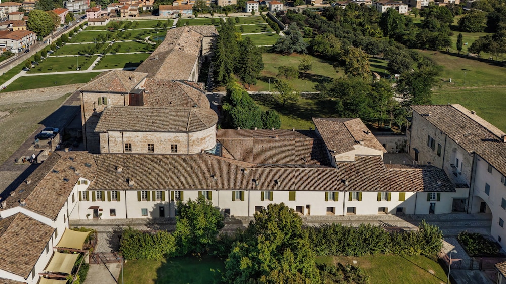 Hotel Cortaccia Sanvitale by null