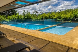Piscina techada o al aire libre