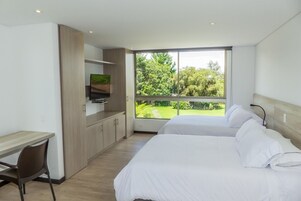 Standard Twin Room | In-room safe, desk, blackout drapes, iron/ironing board