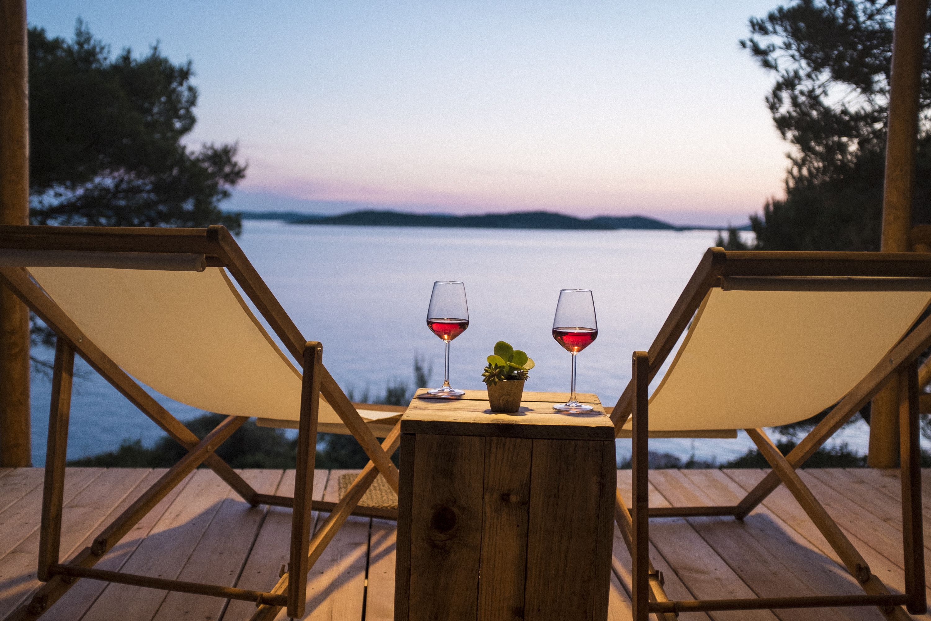 Premium bedding, free WiFi, bed sheets