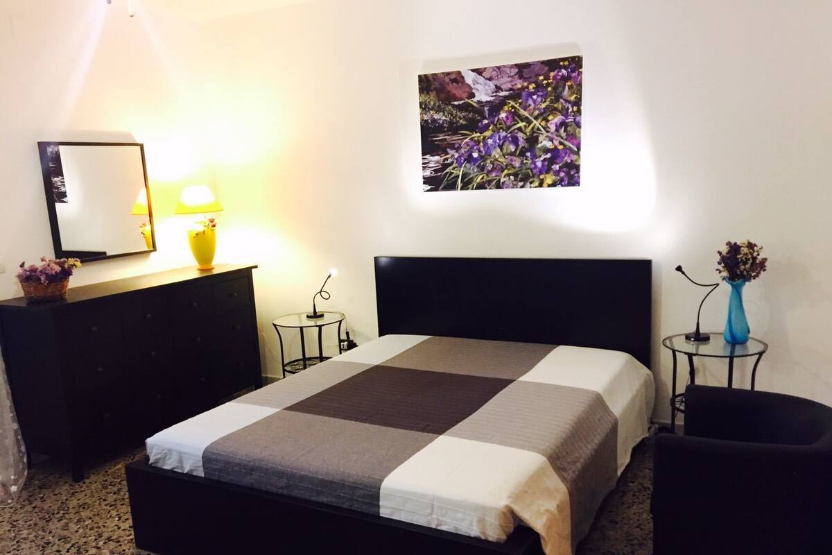 Down duvets, individually furnished, cots/infant beds, free WiFi