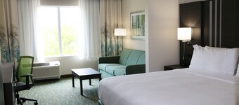 Holiday Inn Express & Suites Hendersonville SE - Flat Rock by IHG