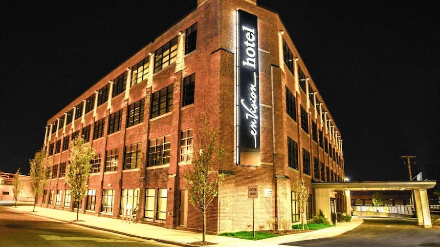 enVision Hotel Boston Everett