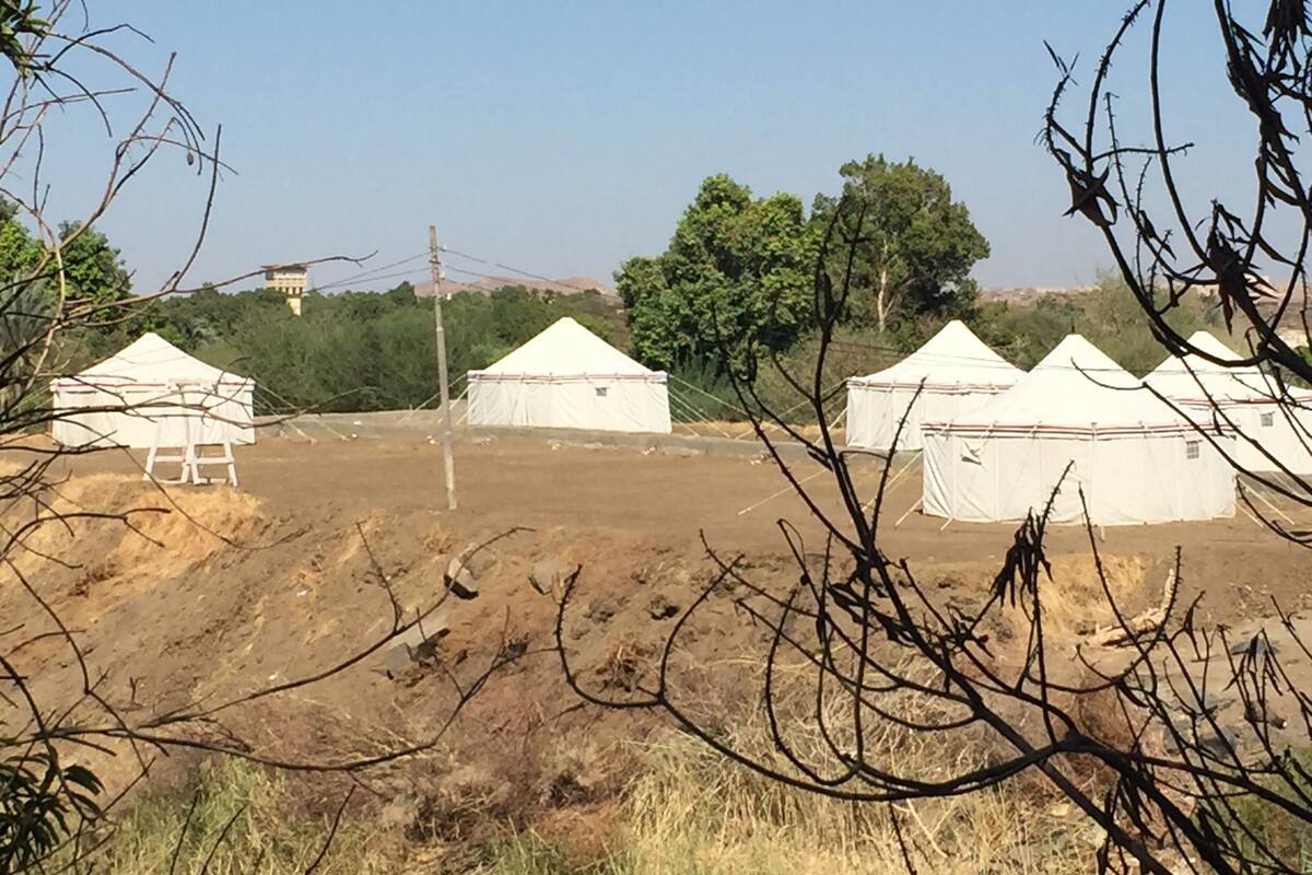 Basic Tent, Multiple Beds, Mountain View, Mountainside