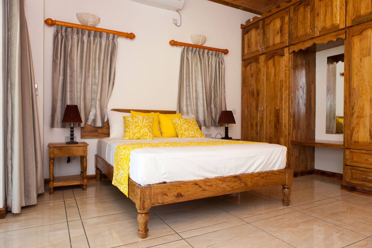 Standard Double Room | In-room safe, blackout drapes, cribs (free), rollaway beds (surcharge)