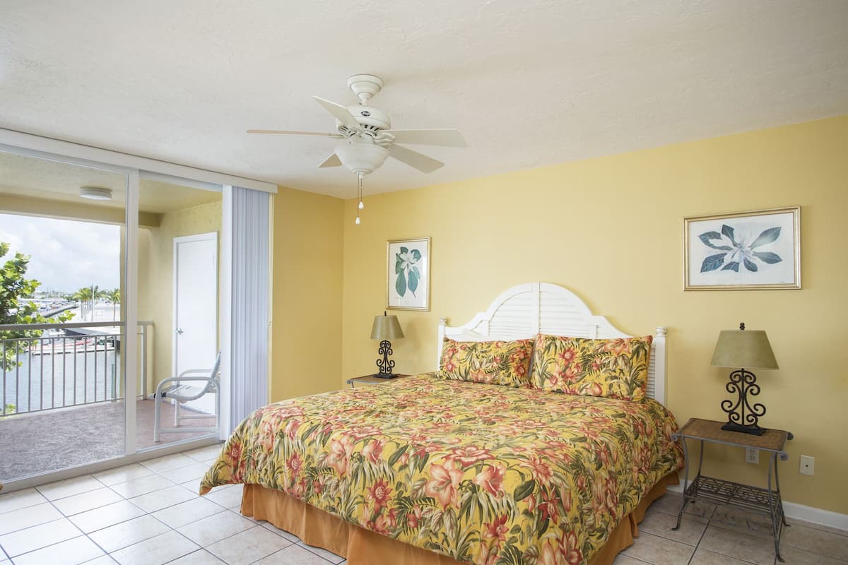 Condo, 2 chambres, balcon, vue sur la mer (Dominica) | 1 chambre, fer et planche à repasser, accès au Wi-Fi (inclus)