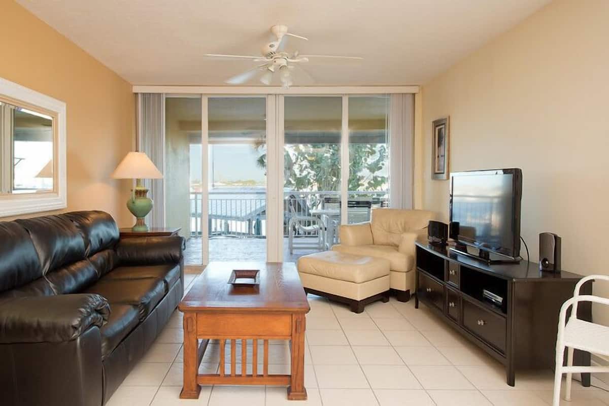 Condo, 2 chambres, balcon, vue sur la mer (Aruba) | Aire de séjour