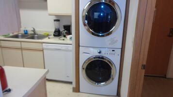 Townhome, 2 Bedrooms | Private kitchen | Fridge, microwave