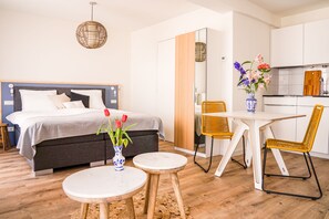 Comfort Studio, Sea View | Cots/infant beds, free WiFi - Boulevard 5 (Zandvoort)