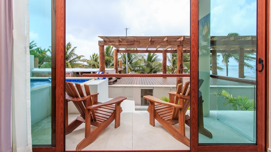 Aquastar Hotel & Apartments