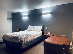 Bureau, lits pliants/supplémentaires, Wi-Fi gratuit, draps fournis