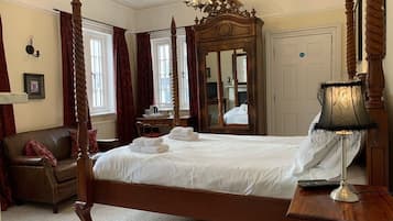 Double Room (Four Poster) | Desk, free WiFi, bed sheets