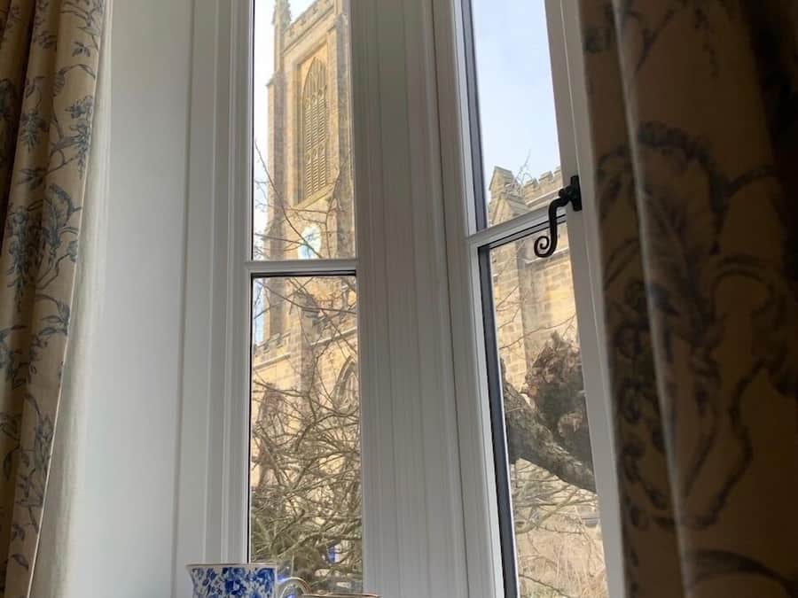 Double Room | Desk, free WiFi, bed sheets