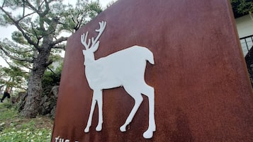 책상, 암막 커튼, 방음 설비, 무료 WiFi