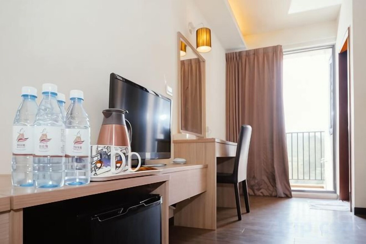 Fashion Quadruple Room