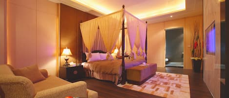 Kamar Double Desain, 1 Tempat Tidur Queen | Seprai premium, minibar, meja kerja, dan tirai kedap cahaya