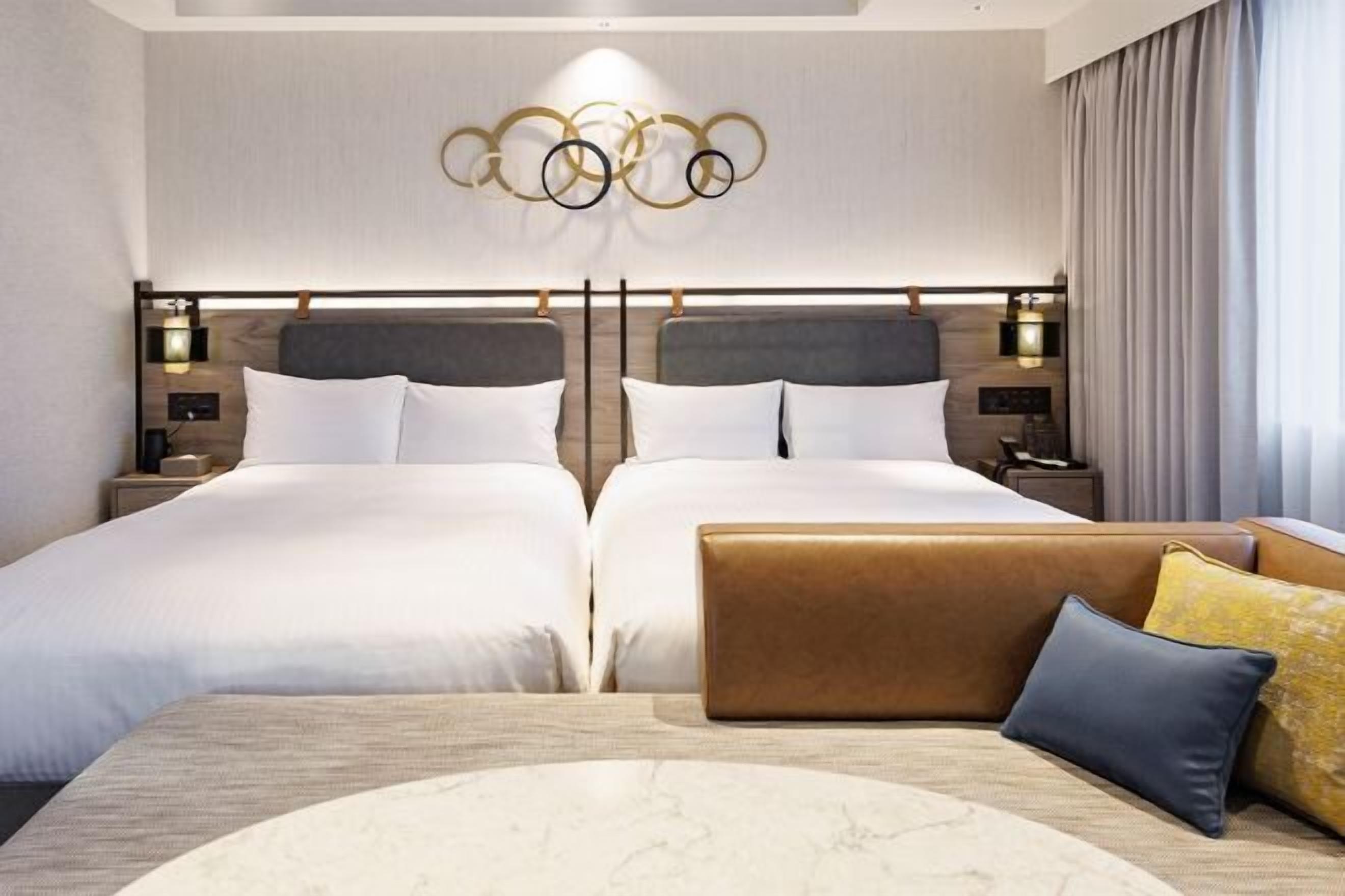 Premium bedding, down comforters, desk, laptop workspace