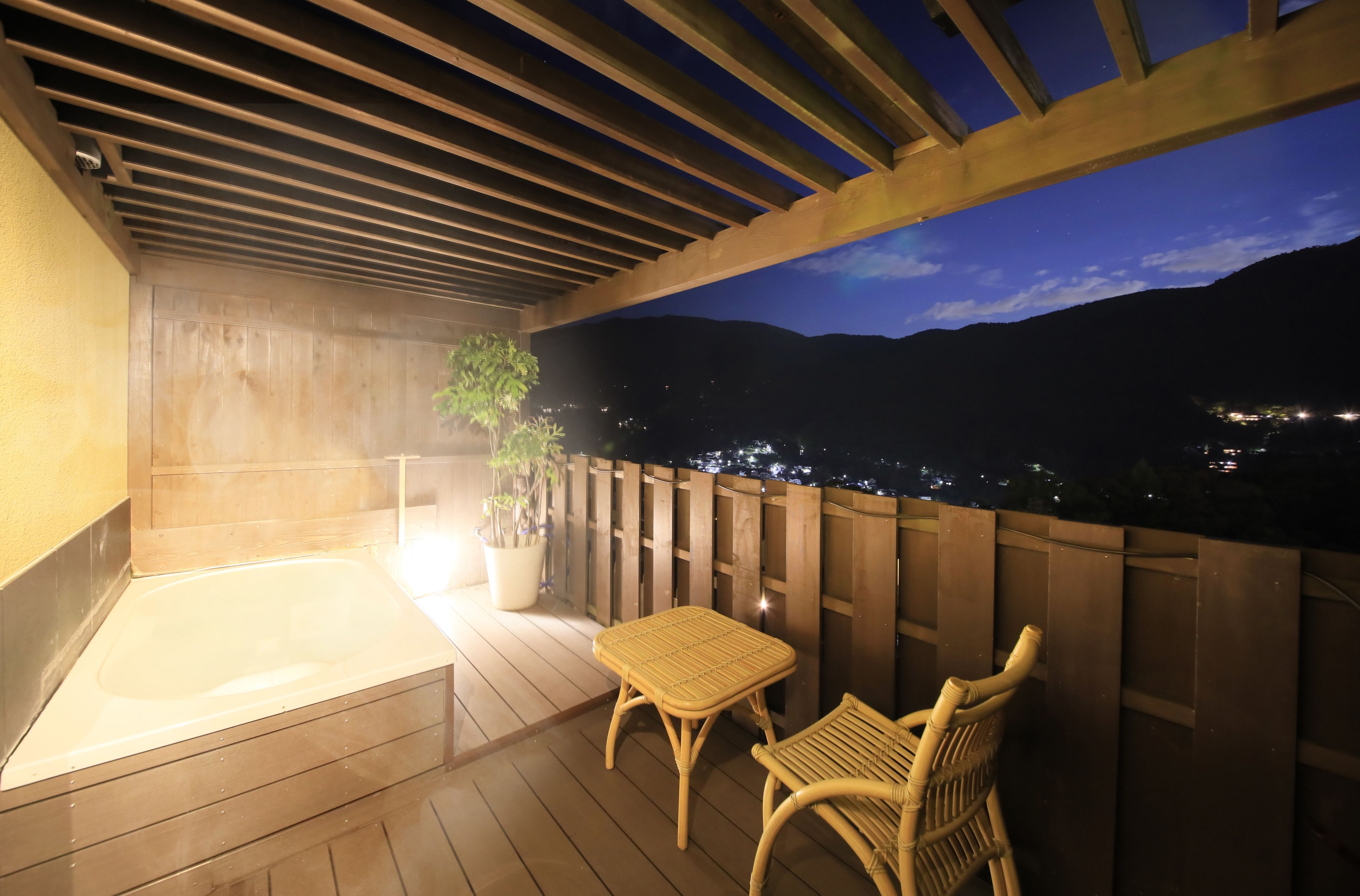 body treatments, facials, 1 treatment room, massages