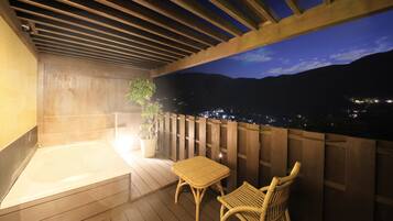 Body treatments, facials, 1 treatment room, massages