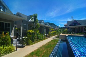 Outdoor pool - My Home Lantawadee Resort (Ko Lanta)