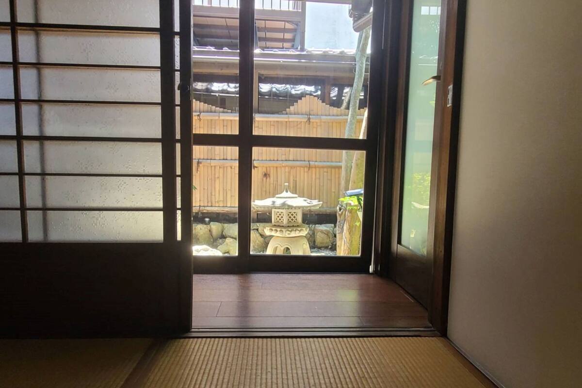 Traditional Single Room, Shared Bathroom, Room 0