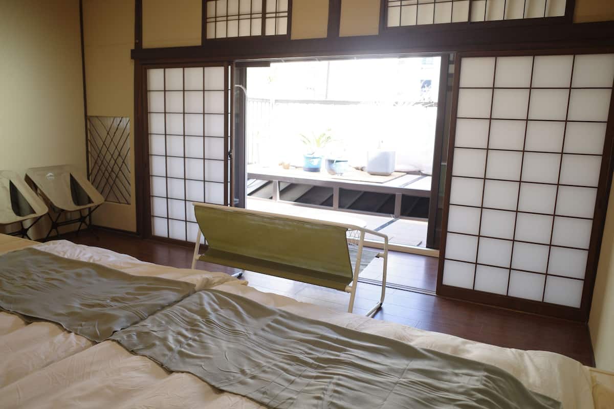 Deluxe Suite, Room E