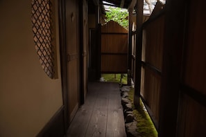 Hallway - Hotel Lantern Gion (Kyoto)