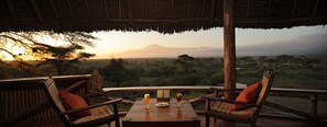 Terrace/patio - Elewana Tortilis Camp (Amboseli)