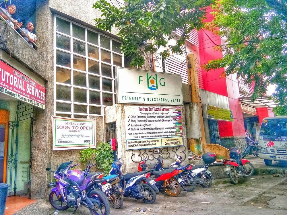 Friendly's Guesthouse Hostel - 1.5 Star image