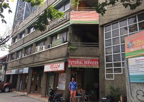 View from room - Friendly's Guesthouse (Cebu City)