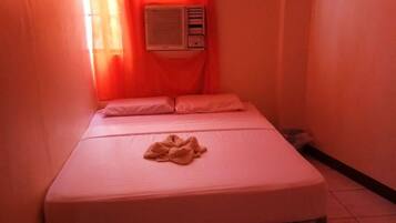 Laptop workspace, free WiFi, bed sheets