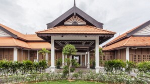 ด้านหน้าที่พัก